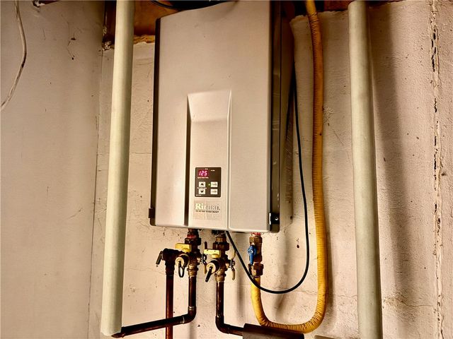 4735 Farnsworth Road, Marion, NY 14505