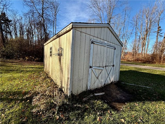 4735 Farnsworth Road, Marion, NY 14505