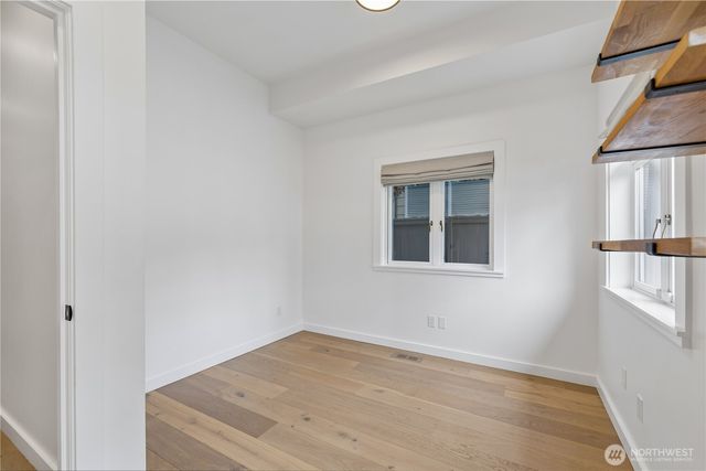 5932 California Avenue SW, Seattle, WA 98186