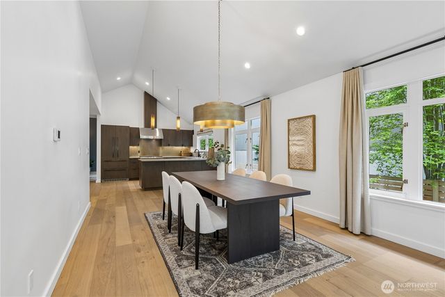 5932 California Avenue SW, Seattle, WA 98186