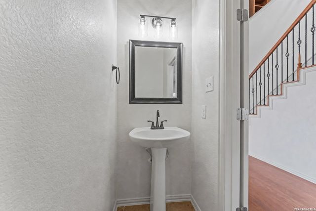 1446 Sparrow Song, San Antonio, TX 78260