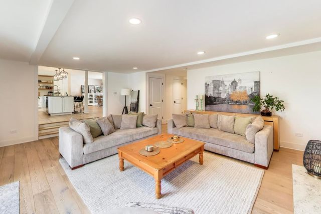 505 S Elm Street, Palatine, IL 60067