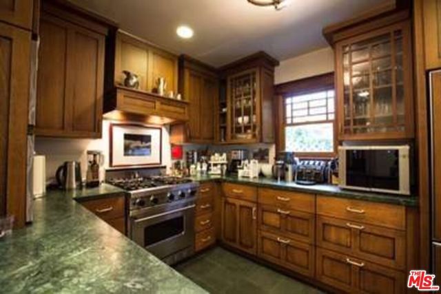 1513 Walgrove Avenue, Los Angeles, CA 90066