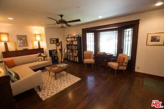 1513 Walgrove Avenue, Los Angeles, CA 90066