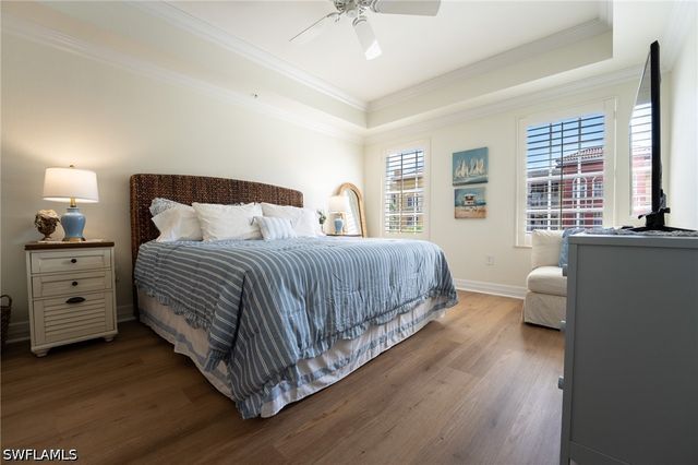 410 Bayfront PL 2407, Naples, FL 34102