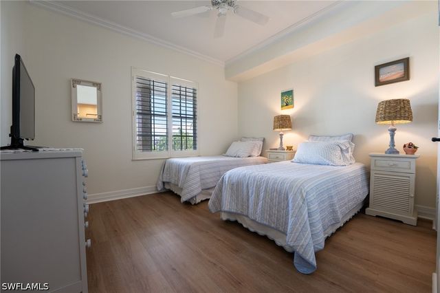 410 Bayfront PL 2407, Naples, FL 34102
