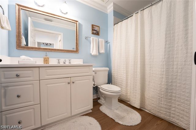 410 Bayfront PL 2407, Naples, FL 34102