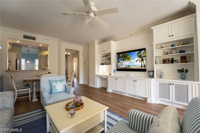 410 Bayfront PL 2407, Naples, FL 34102