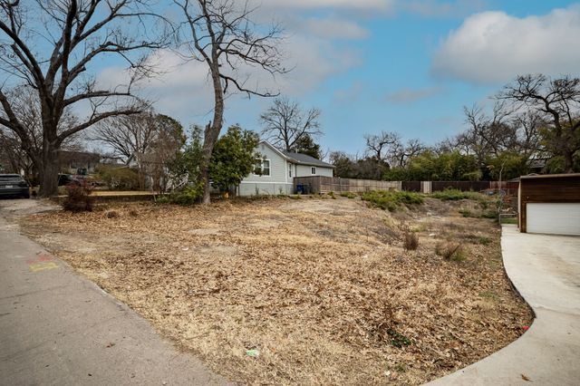 8642 San Leandro Drive, Dallas, TX 75218