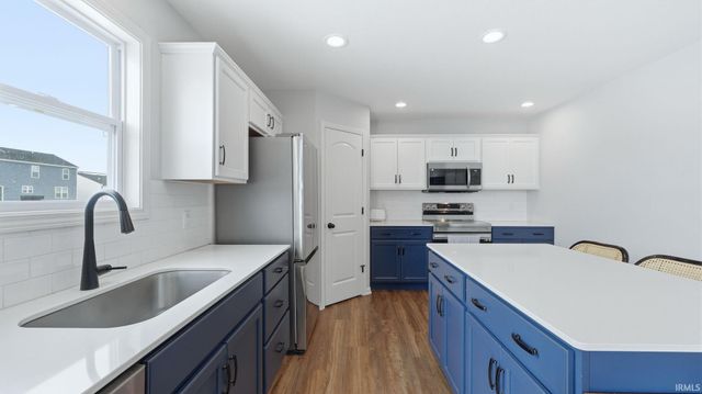 375 Zebulon Cove, Fort Wayne, IN 46818