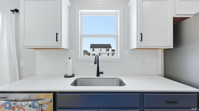 375 Zebulon Cove, Fort Wayne, IN 46818