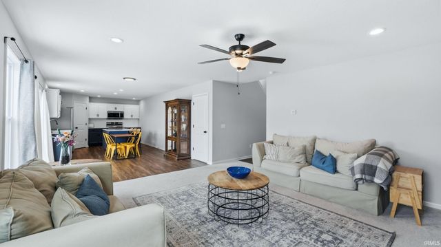 375 Zebulon Cove, Fort Wayne, IN 46818