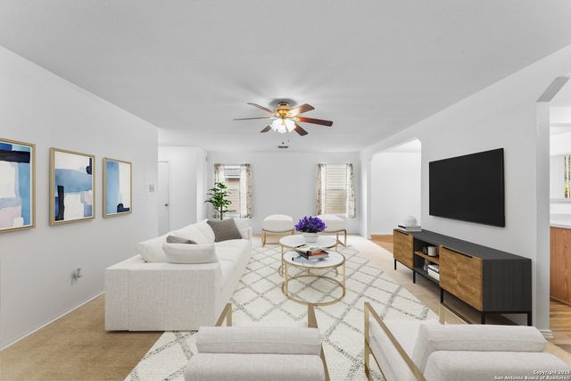 16411 Alamo Derby, Selma, TX 78154