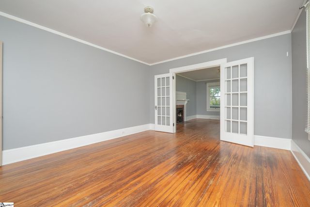 20 N Davis Drive, Greenville, SC 29611