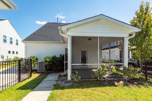 111 Hewitt Street, Summerville, SC 29486