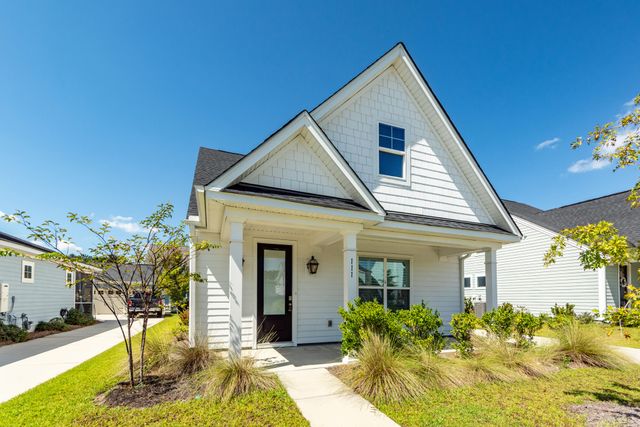 111 Hewitt Street, Summerville, SC 29486