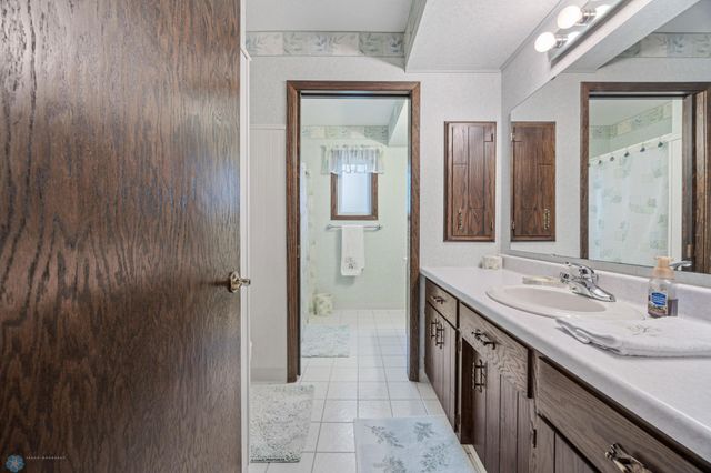 611 4th Street NE, Dilworth, MN 56529