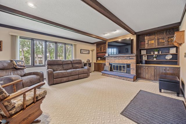611 4th Street NE, Dilworth, MN 56529