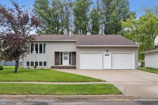611 4th Street NE, Dilworth, MN 56529