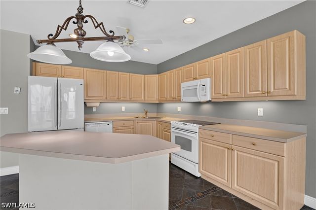 3623 Edgewood AVE, Fort Myers, FL 33916