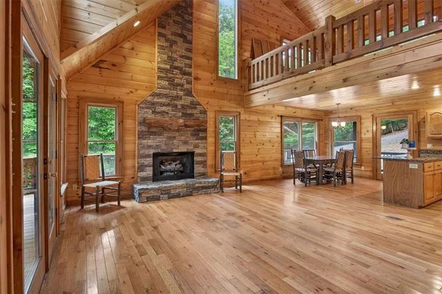 648 Stuart Mountain Road, Mineral Bluff, GA 30559