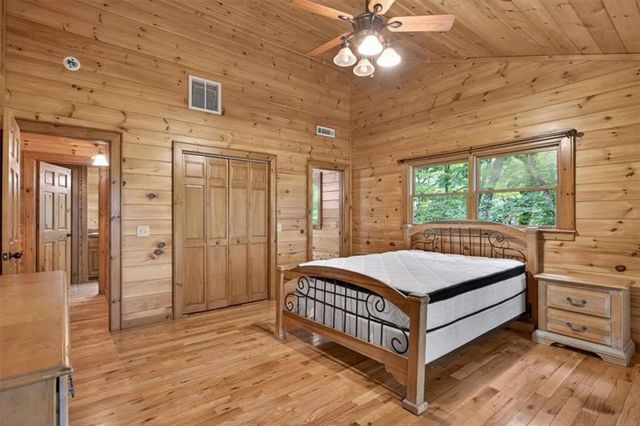 648 Stuart Mountain Road, Mineral Bluff, GA 30559