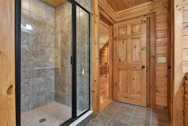 648 Stuart Mountain Road, Mineral Bluff, GA 30559