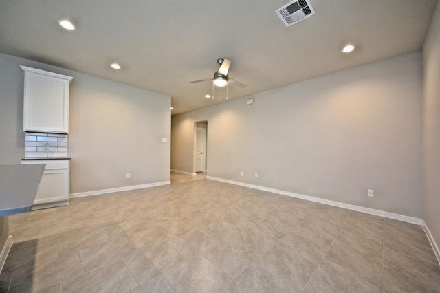 7703 Rainham Valley Lane, Richmond, TX 77407