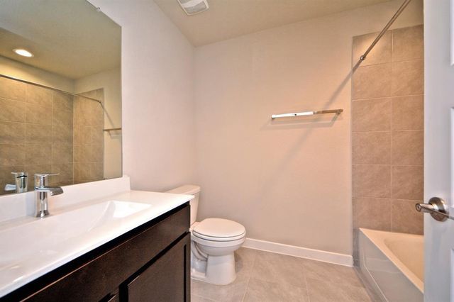 7703 Rainham Valley Lane, Richmond, TX 77407