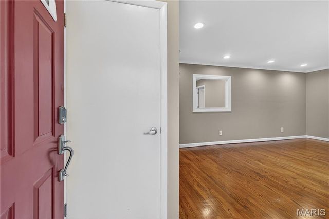 6919 Marquette Avenue, St Louis, MO 63139