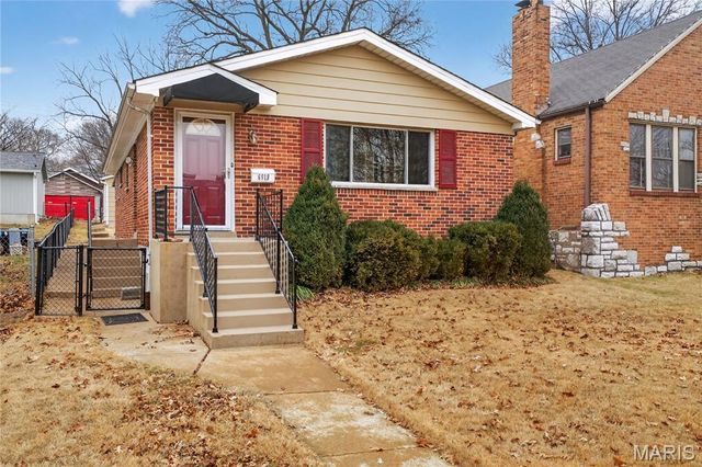 6919 Marquette Avenue, St Louis, MO 63139