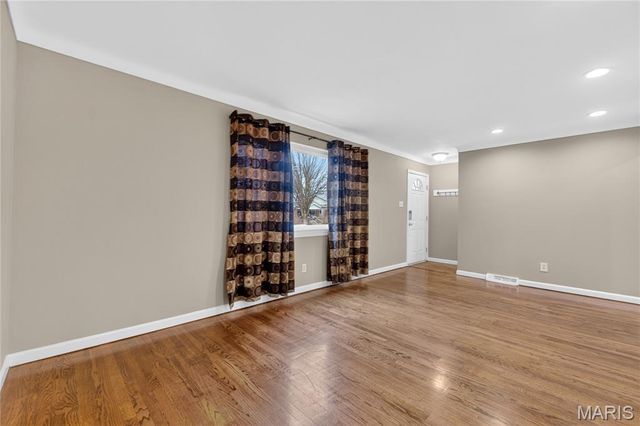 6919 Marquette Avenue, St Louis, MO 63139