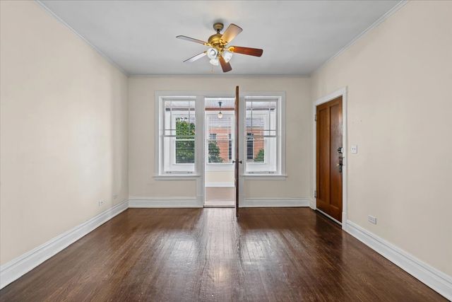 3853 N Spaulding Avenue, Chicago, IL 60618
