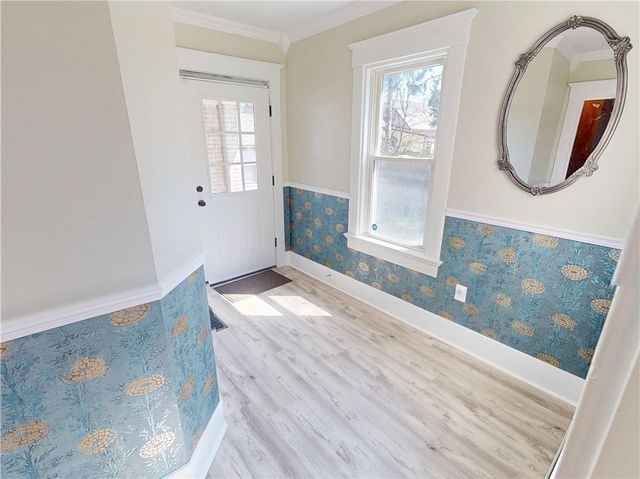 4100 Loring St, Twp Of But Sw, PA 16001