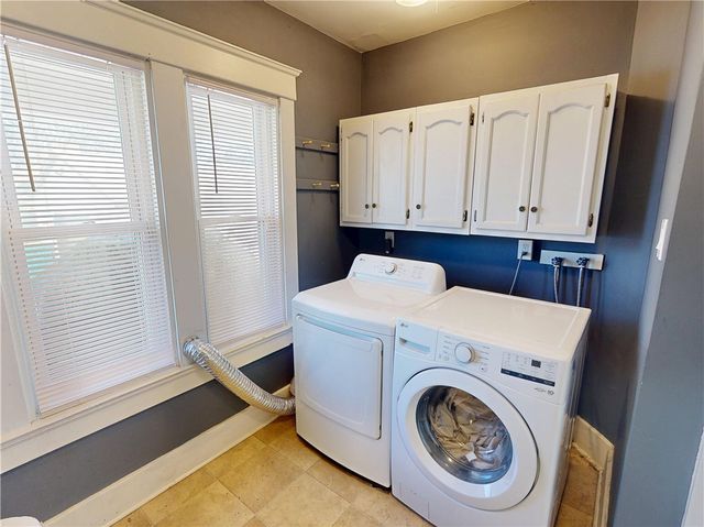 4100 Loring St, Twp Of But Sw, PA 16001