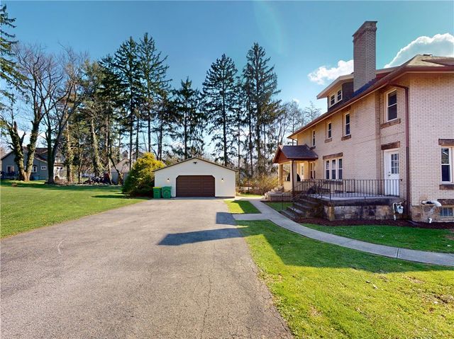 4100 Loring St, Twp Of But Sw, PA 16001