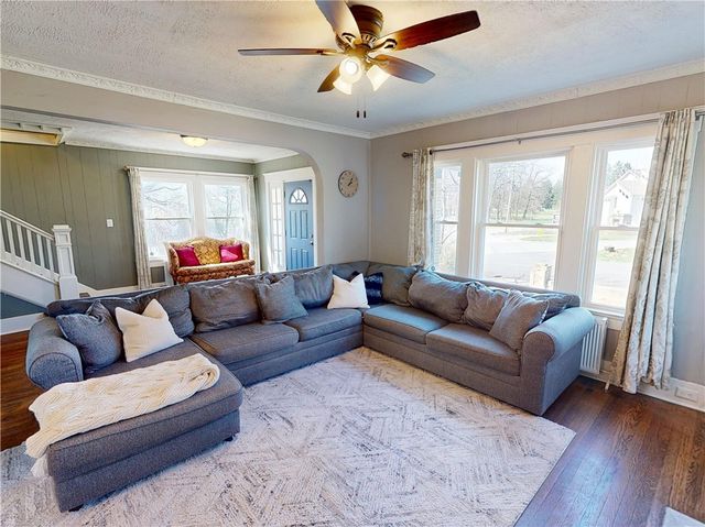 4100 Loring St, Twp Of But Sw, PA 16001