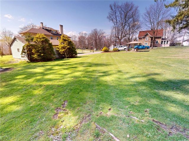 4100 Loring St, Twp Of But Sw, PA 16001