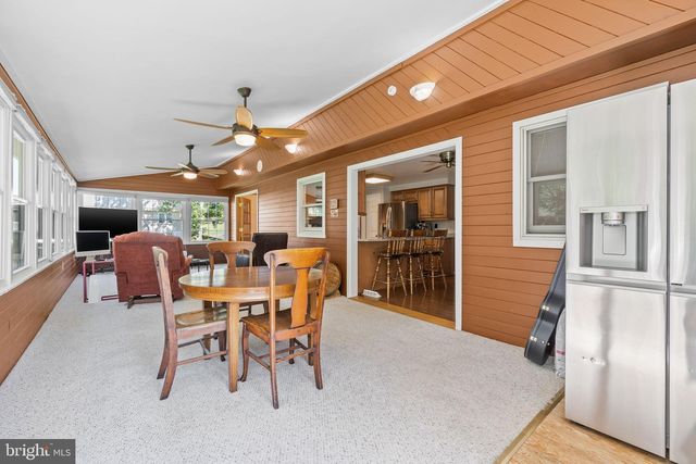 6116 KINGS COLOR DR, Fairfax, VA 22030