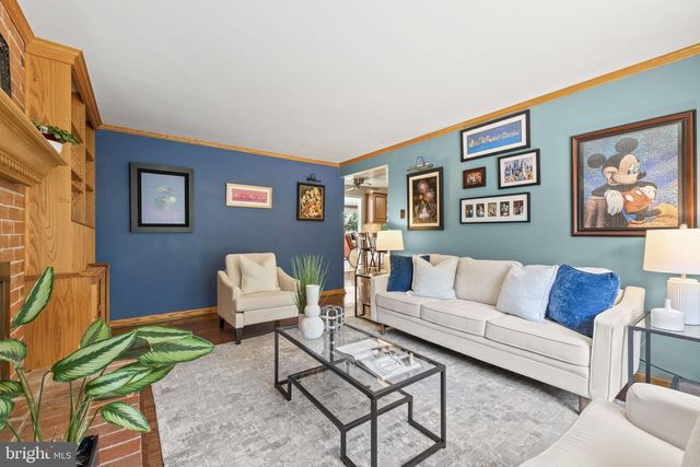 6116 KINGS COLOR DR, Fairfax, VA 22030