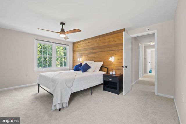 6116 KINGS COLOR DR, Fairfax, VA 22030