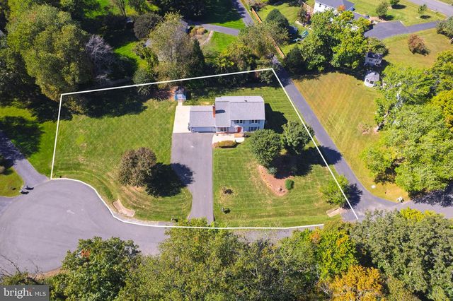 6116 KINGS COLOR DR, Fairfax, VA 22030