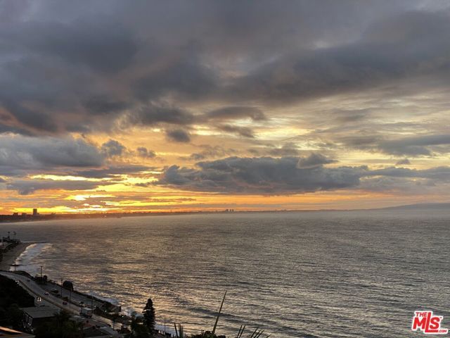 18139 Coastline Drive 4, Malibu, CA 90265