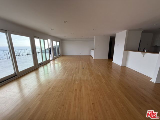18139 Coastline Drive 4, Malibu, CA 90265