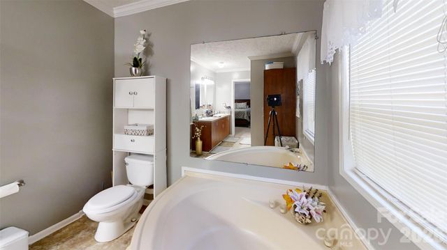 109 Grand Acres Lane, Maiden, NC 28650