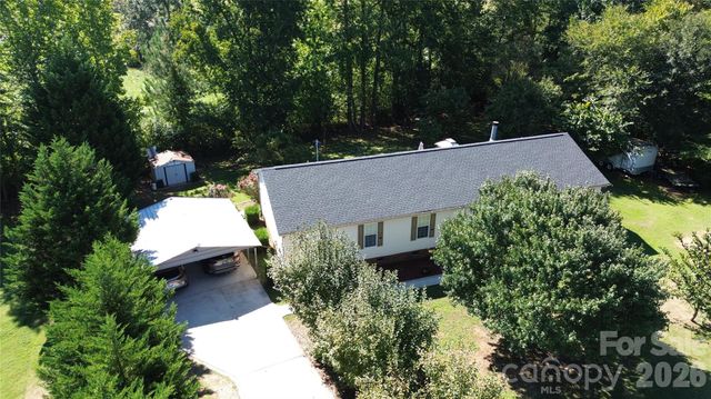 109 Grand Acres Lane, Maiden, NC 28650