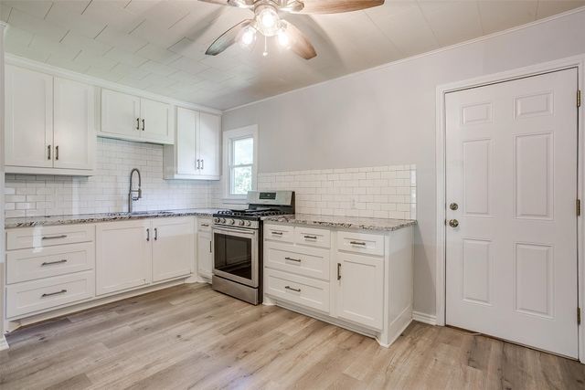 4944 Royal Drive, Fort Worth, TX 76116