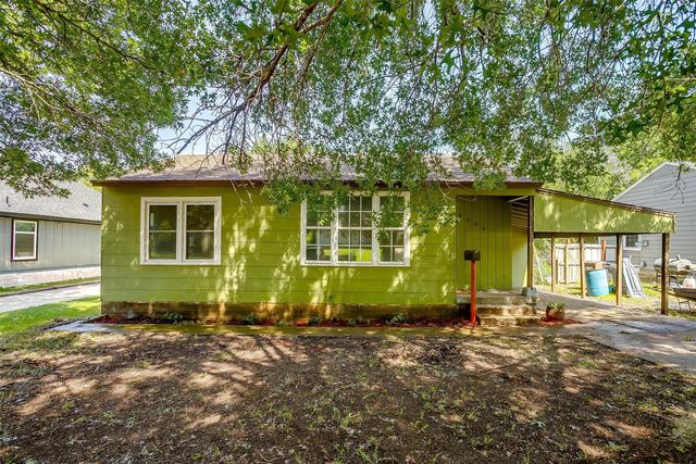 4944 Royal Drive, Fort Worth, TX 76116