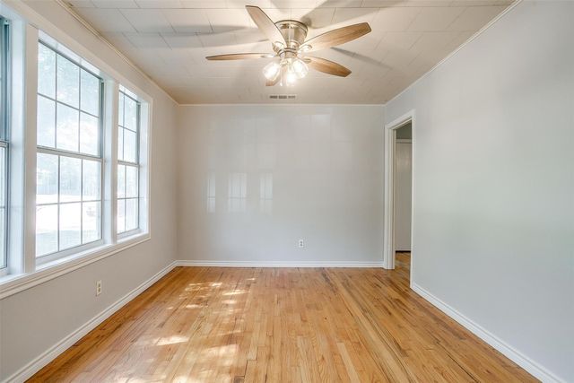 4944 Royal Drive, Fort Worth, TX 76116