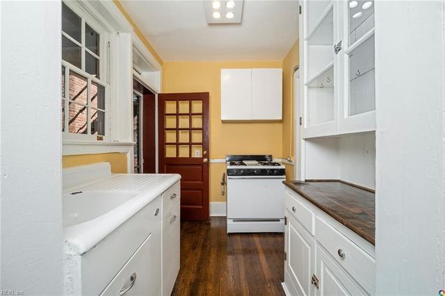 1414 Hampton BLVD, Norfolk, VA 23517